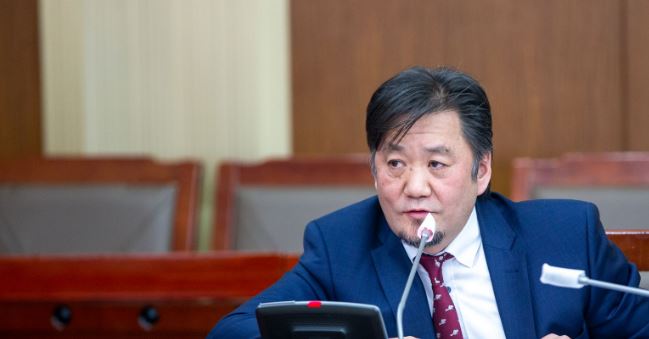 Анх шийдвэр гарахад иргэдийн 20 орчим хувь нь ипотекийн зээлийн эргэн төлөлтөө хойшлуулахаар байсан бол одоо 50 хувьд хүрсэн