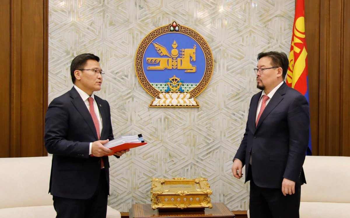 Тэтгэврийг жил бүр хэрэглээний үнийн өсөлтөөр нэмэгдүүлдэг болгох хуулийн төсөл өргөн барьжээ