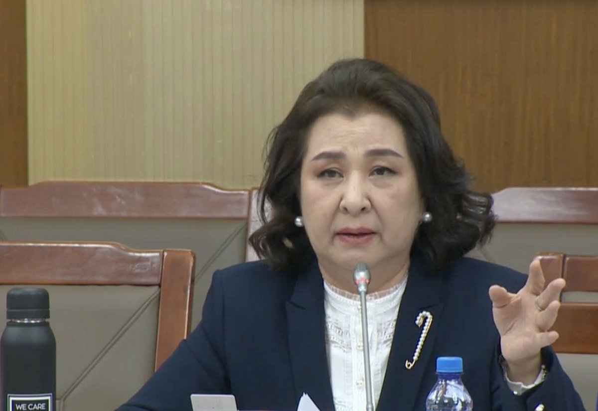 Ц.Гарамжав: Монголбанкны буруутай бодлогоос үүссэн ханшийн алдагдлыг ААН-дээ үүрүүлж, муу нэр зүүлгэх нь төрийн зөв бодлого уу