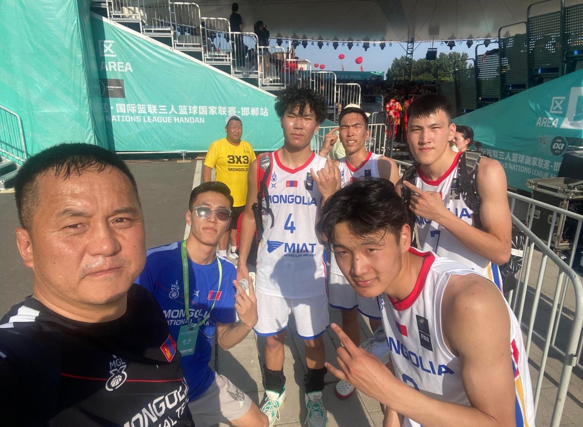 “U21”: 3x3 сагсанбөмбөгийн эрэгтэй шигшээ баг АНУ-ын багийг хожлоо