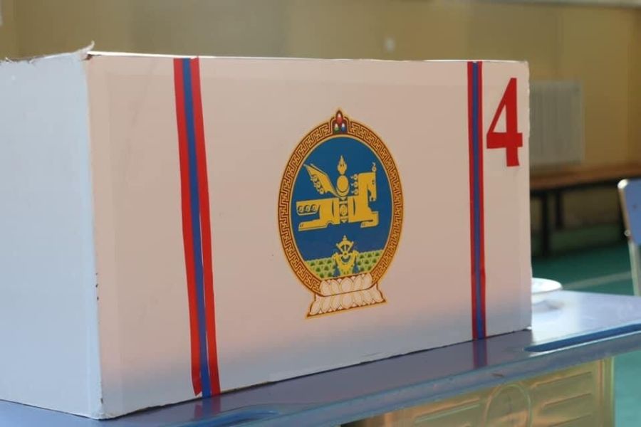 Намрын улс төр “халуурна”, угтал уулзалтууд нь одоогоор Хөвсгөл, Говь-Алтай, Алтай Таванбогдод болоод байна