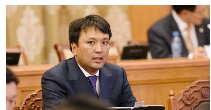 Т.Доржханд: Бонд зарж өр тавиад, Хятадаас нүүрсээ өндөр үнээр буцаан авч, намынхаа сайдын наймааг дэмжээд ч хамаагүй утааг дарсан баатар болж сонгуульдъя гэдэг зураг харагдаж байна
