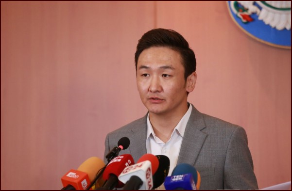 Хэнтий аймгаас ирээд үерт амиа алдсан хоёр иргэний ар гэрийнхэнд орон сууцыг өгөөд байна