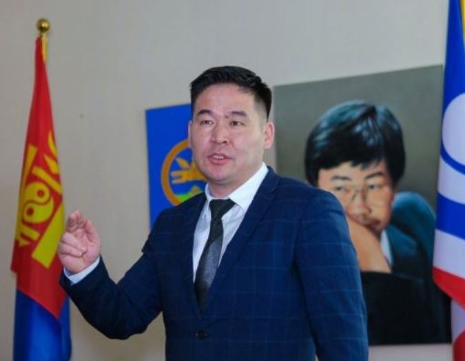 И.Мөнхжаргал: Эрх баригчид гүйцэтгэх засаглалдаа дөнгөлүүлчихсэн өрөвдөлтэй харагдаж байна 