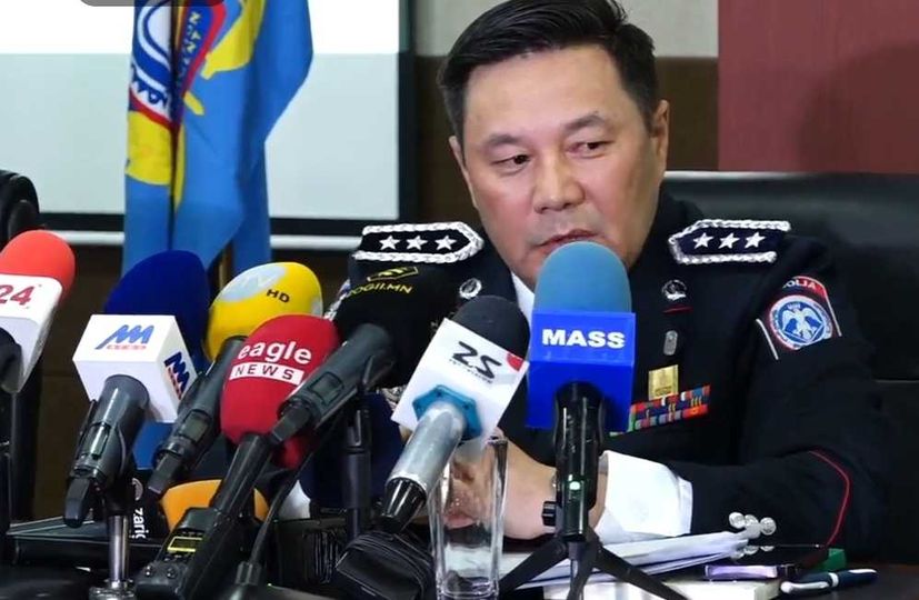 Н.Мишигдорж: Ар гэрийн хүсэлтийг харгалзан үзэж өнөөдөр 13:00 цагт камерийн бичлэгийг үзүүлнэ