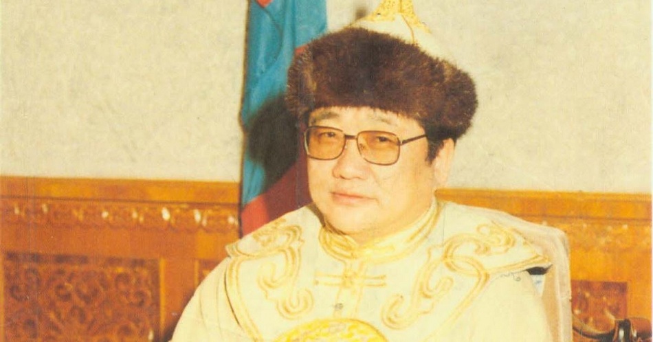 Монголын анхны Ерөнхийлөгч П.Очирбат
