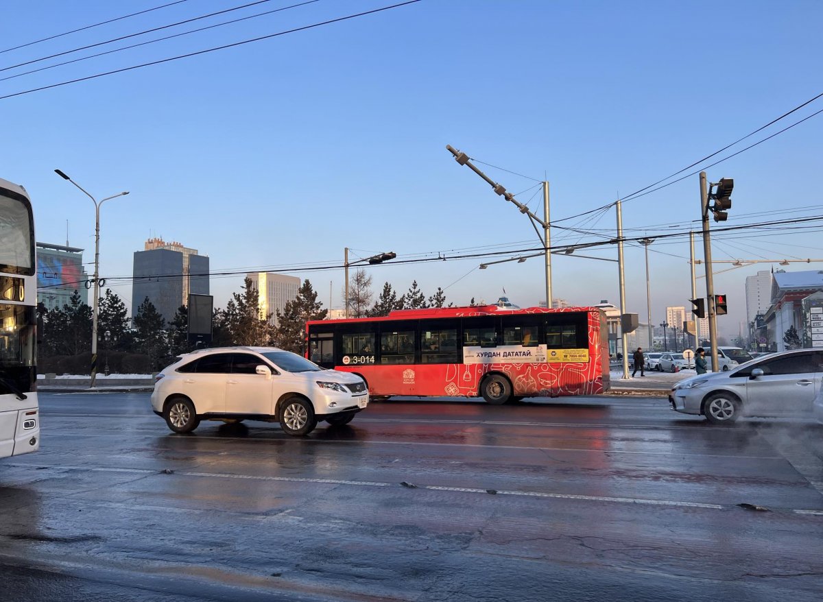 Замын халтиргаа гулгаанд дүүргүүдийн Засаг дарга нараас хариуцлага нэхье!!!