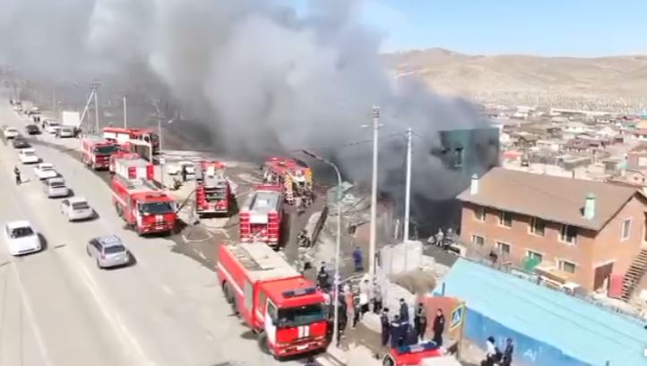 Галыг унтраахаар ажиллаж байсан гал сөнөөгчдөөс хоёр нь угаартжээ