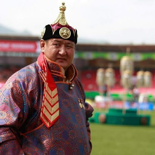 Дархан аварга Г.Өсөхбаяр Хөдөлмөрийн баатар болно