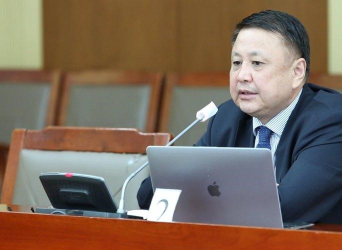 Р.Даваадорж: ОХУ-д АИ-92, 95 шатахууны үнэ огцом өслөө. Манай Засгийн газар найр наадмаа хойш тавьж одооноос л арга хэмжээ авахгүй бол оройтно шүү 