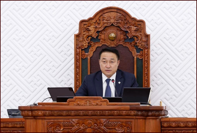 Шинэ парламент хүний эрхэд тулгуурласан эрх зүйн тогтолцоог бүрдүүлнэ