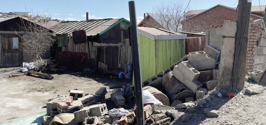 Хайлаастад долоон хүн мөргөж, 16 настай охины амь насыг хохироосон жолоочид хоёрхон жилийн ял оноожээ