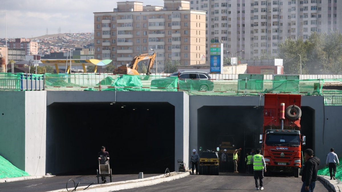 Таван шарын нүхэн гарцын ажилтай холбоотойгоор өнөөдөр "Энхжин" худалдааны төв орчмын замыг хэсэгчлэн хаана