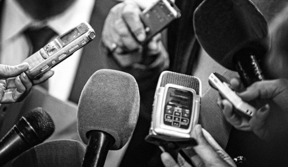 Монголын сэтгүүл зүй та нарын горьдсон шиг амархан уначихдаггүй юм