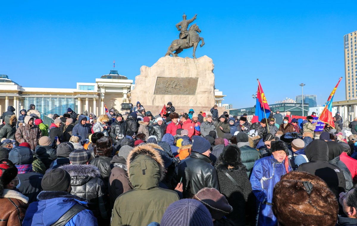 Монголыг аврах намгүй тогтолцоо