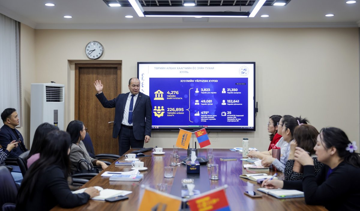 Ёс зүйн хууль тогтоомжийн хэрэгжилтийн талаар сургалтад хамрагдлаа