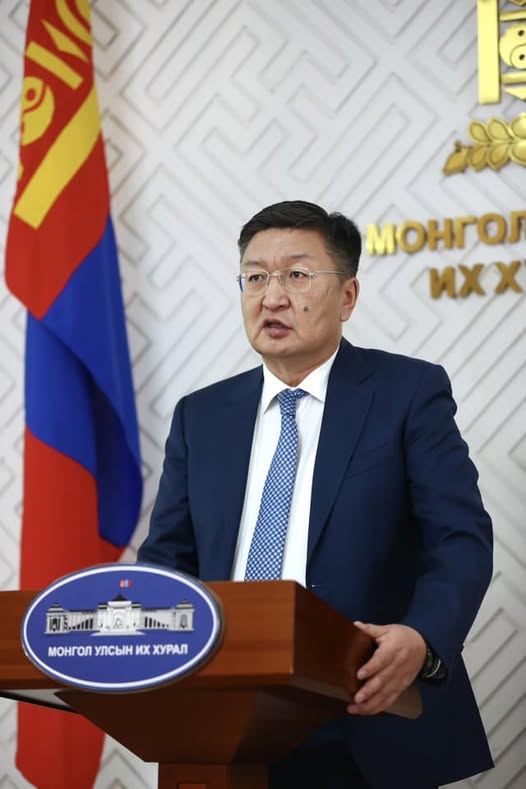 Монгол Ардын Намын Ерөнхий Нарийн Бичгийн дарга Я.Содбаатар:Засгийн газрын бүтэц бүрэлдэхүүний тухай хуульд өөрчлөлт оруулахгүйгээр, өнөөдрийнхөөрөө аваад явъя