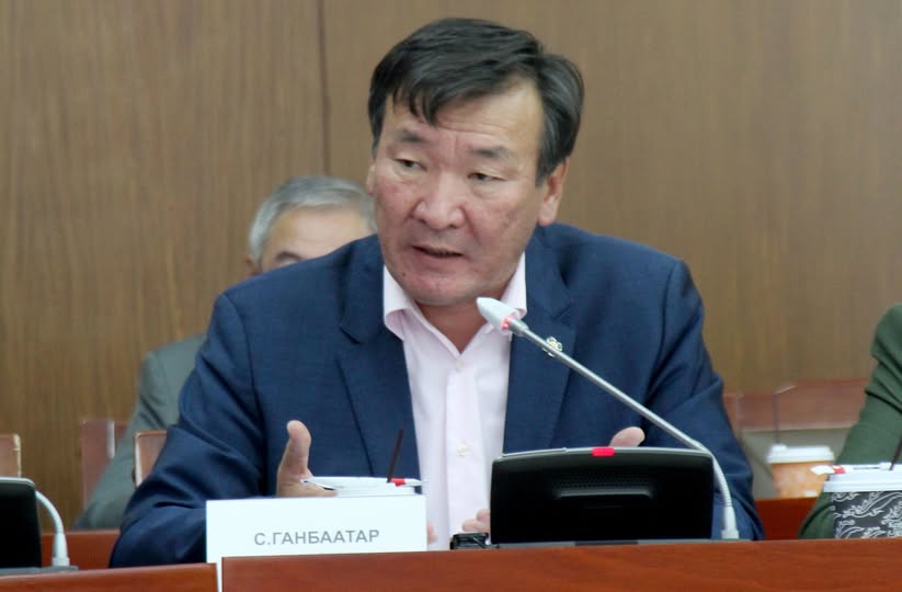 УИХ-ын гишүүн С.Ганбаатарт Эрүүгийн хуулийн дөрвөн зүйл ангиар яллах дүгнэлт үйлдсэн