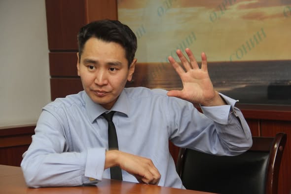 Төрийн соёрхолт инженер Н.Нацагням ХЗДХ-ийн сайд Б.Энхбаярт хүсэлт гаргажээ Төрийн соёрхолт инженер Н.Нацагням ХЗДХ-ийн сайд Б.Энхбаярт хүсэлт гаргажээ