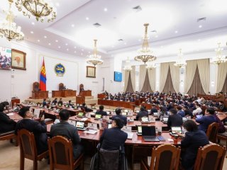 Монголын төр, нийгэм бүхэлдээ луйврын тогтолцоондоо “живж” байна