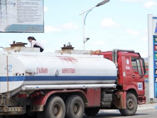 Шатахууны тээвэрлэлтийг өдрийн цагаар хийх хүсэлтийг АМГТГ-аас хотын дарга Х.Нямбаатарт хүргүүлжээ