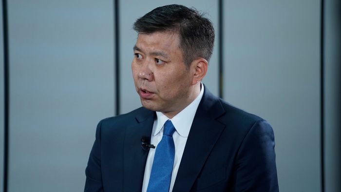 МАН-ын шинэ Хяналтын хороо хуралдаж Б.Энхбаярыг хөөсөн шийдвэрийг хүчингүй болгожээ