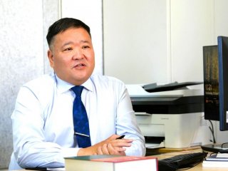 Л.Батцэнгэл: Жилийн 1.5 тэрбумын төгрөг хүртэл орлоготой аж ахуй нэгжүүд нэг хувиар татвар төлдөг