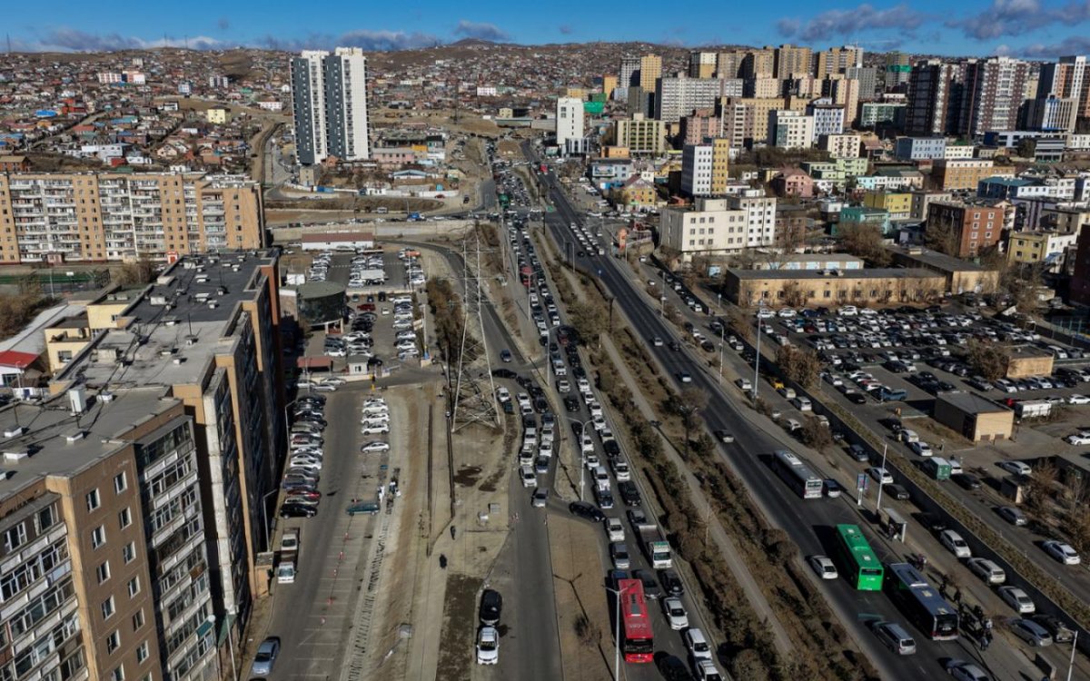 “Мөнгөн гүүр“ эмнэлгээс Саппорогийн уулзвар хүртэлх замыг хоёр эгнээ болголоо