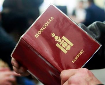 “Нислэгийн тийз захиалж өгнө“ гэх зараар холбогдож залилуулжээ