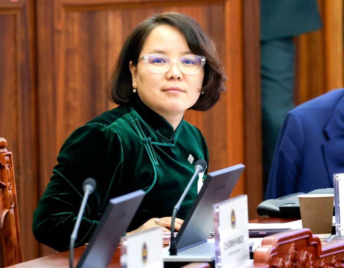 О.Саранчулуун: Улсын төсөв улс төрийн тохиролцоо, сандал суудлын төлөөх хэрэгсэл боллоо