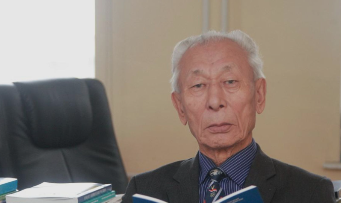 Сангийн сайд асан Э.Бямбажав: Оюу толгойн гэрээг өөрчлөх ёстойг нотлон тогтоож чадвал сонсголын үр дүн гарна