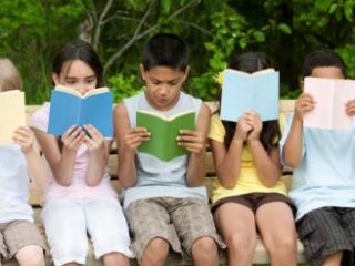 Танилц: Сурагчдын амралтаараа унших номын жагсаалт