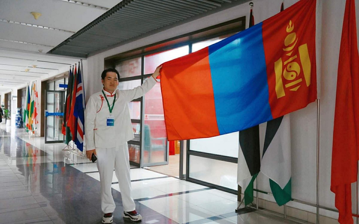 Ши Жинпин даргаас хариу захидал авсан монголын ЗАЛУУ СУДЛААЧ