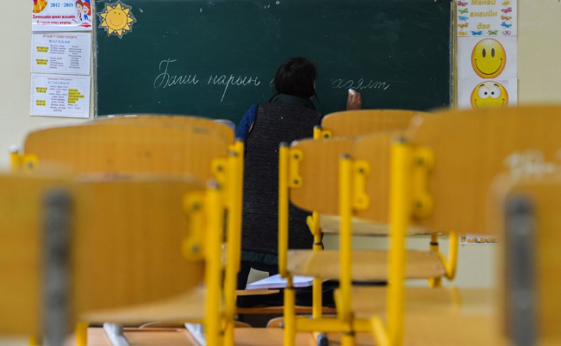 Дунд сургуулийн хүүхдүүд нэгнийгээ ухаан алдуулж тоглох нь хэвийн үзэгдэл болсон гэв