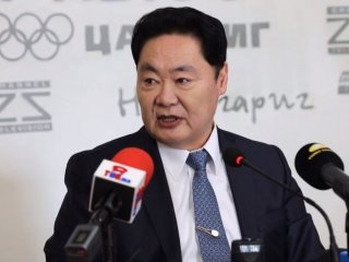 "Эрэл"-ийн Б.Эрдэнэбатын гэр бүлийнхэн гүтгэгчдийг шүүхэд өгнө гэв