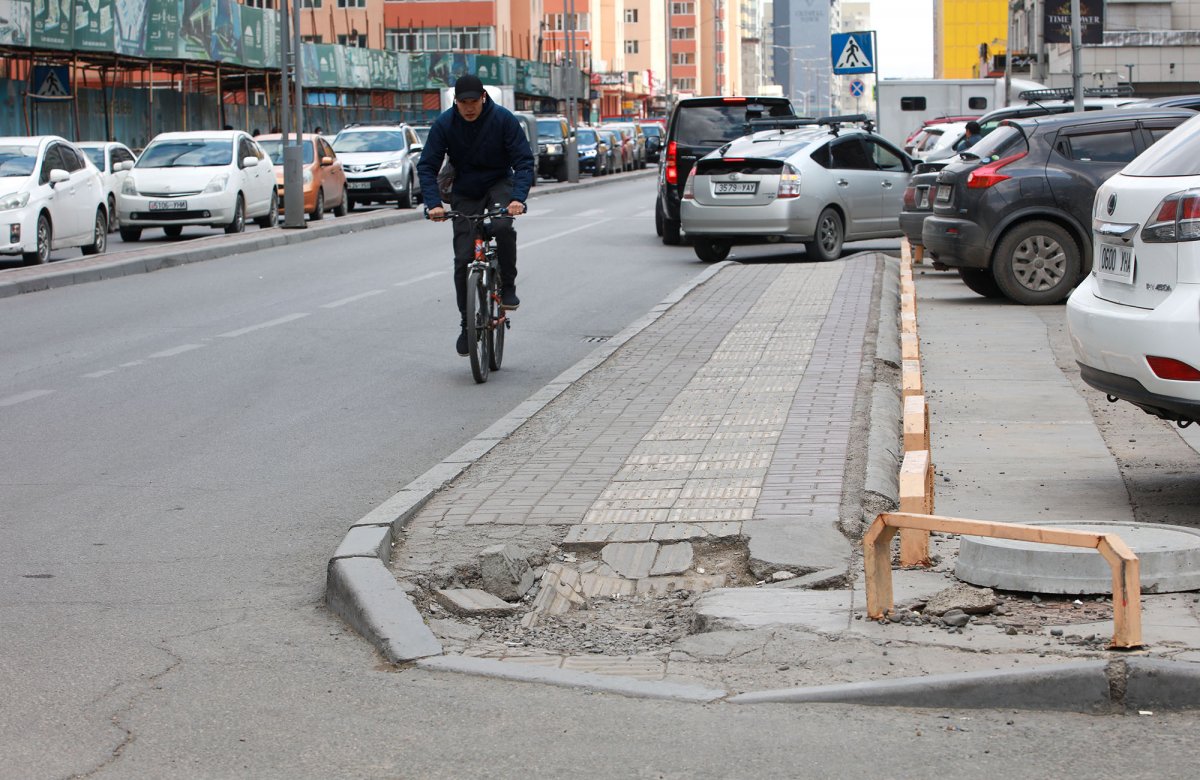 Төсвийг мөшгөе: Ирэх онд тавигдах явган хүний болон дугуйн замын төсөвтэй танилц