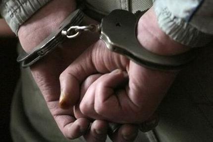 Сэрэмжлүүлэг: Чулуун хөөрөг, эмээлийн мөнгөн тоноглол, мөнгөн аягануудыг нь хулгайлжээ