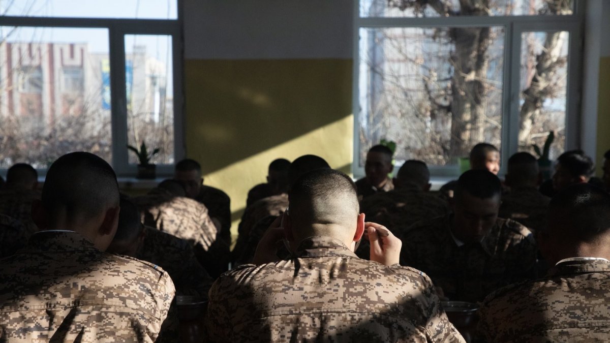 ХЭҮК: Цэргийн алба хаагч бие биедээ хүч хэрэглэж зодсон үйлдлийг холбогдох ажиллагаа, баримтжуулалтыг хийж эхэлсэн