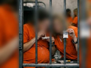 &ldquo;ХЭЗЭЭ МӨДГҮЙ ТӨРӨХ ГЭЖ БАЙГАА НАЙЗЫГАА ХАР ТАМХИАР ДАЙЛЖ, ХОРИХЫН ӨРӨӨ РҮҮ ЧИРЭЭД ЯВСАНДАА Л ХАРАМСДАГ&rdquo;...