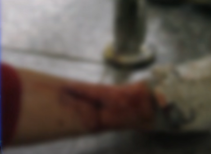 Сэрэмжлүүлэг: Өсвөр насны хүүхдүүд нэгнээ хутгалж, зугтаажээ