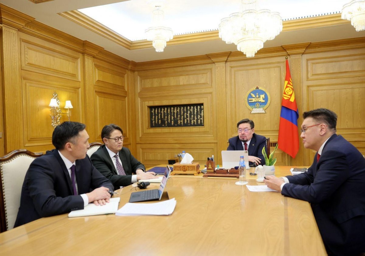 Дубай руу аялсан татварын газрын дарга нарт хариуцлага тооцож, ажлаас нь чөлөөлөхийг Ерөнхий сайд Г.Занданшатар үүрэг болголоо