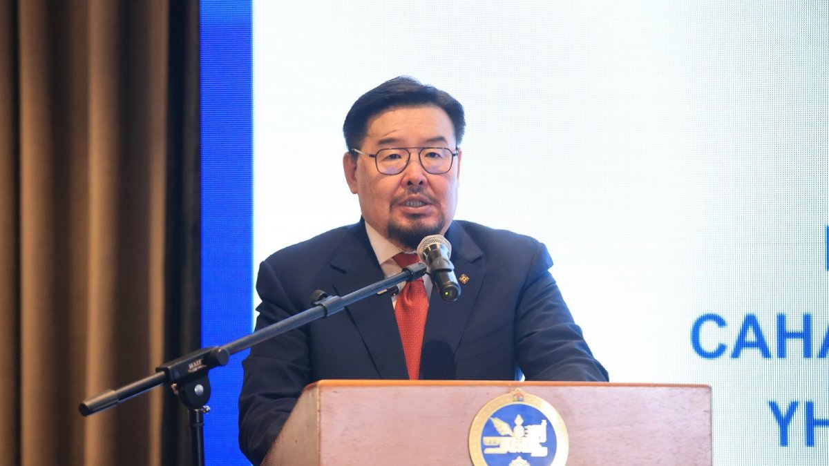 Г.Занданшатар: Ус, дулааны үнэ тарифыг нэмэх асуудлыг эхний хагас жилдээ хөндөхгүй