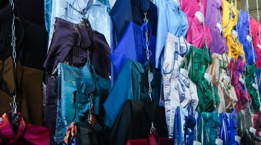 &ldquo;Хос дээл оёно&rdquo; гэх зарын дагуу холбогдож, 250,000 төгрөгийн урьдчилгаа шилжүүлж залилуулжээ