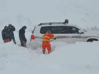 Цасанд суусан, төөрч сураггүй болсон нийт 20 иргэнийг эсэн мэнд олжээ