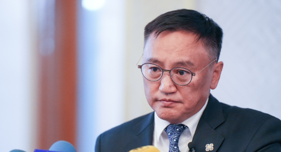 Эмнэлгийн ажилчдын хоёрдугаар сарын цалин дээр 30 хувь нэмэгдэж орно хэмээн мэдэгдлээ