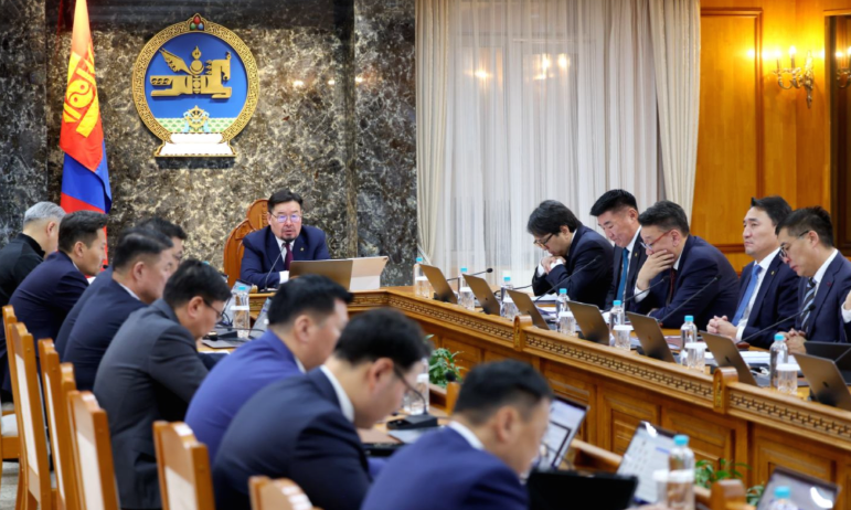 Засгийн газрын өнөөдрийн хуралдаанаар гаргасан шийдвэрүүдтэй танилц