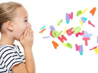 Б.Ирээдүй: Эцэг эхчүүд хүүхэдтэйгээ ярилцахгүй байгаагаас хэл ярианы бэрхшээлтэй болдог