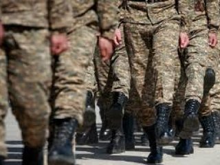 Зодуулсан цэргийн гурван шүд үүрсэн байжээ