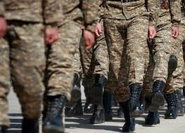 Зодуулсан цэргийн гурван шүд үүрсэн байжээ