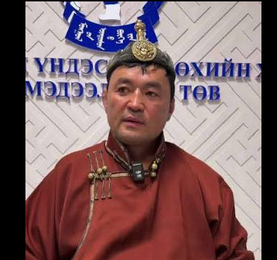 Дархан аварга А.Сүхбат 21 жилийн дараа сар шинийн бөхийн барилдааныг магнайлна